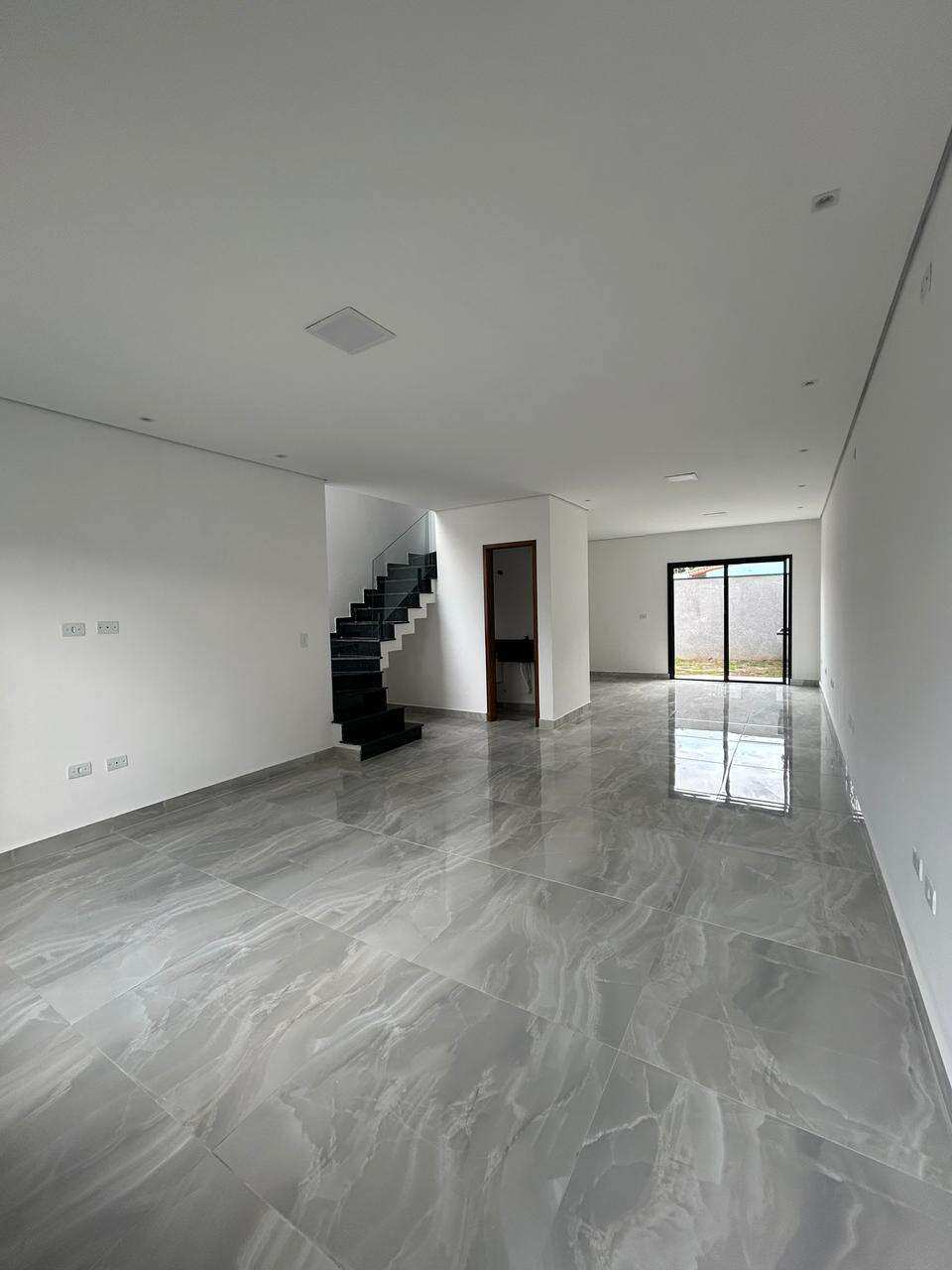 Casa à venda com 3 quartos, 112m² - Jardim Universo,Mogi das Cruzes