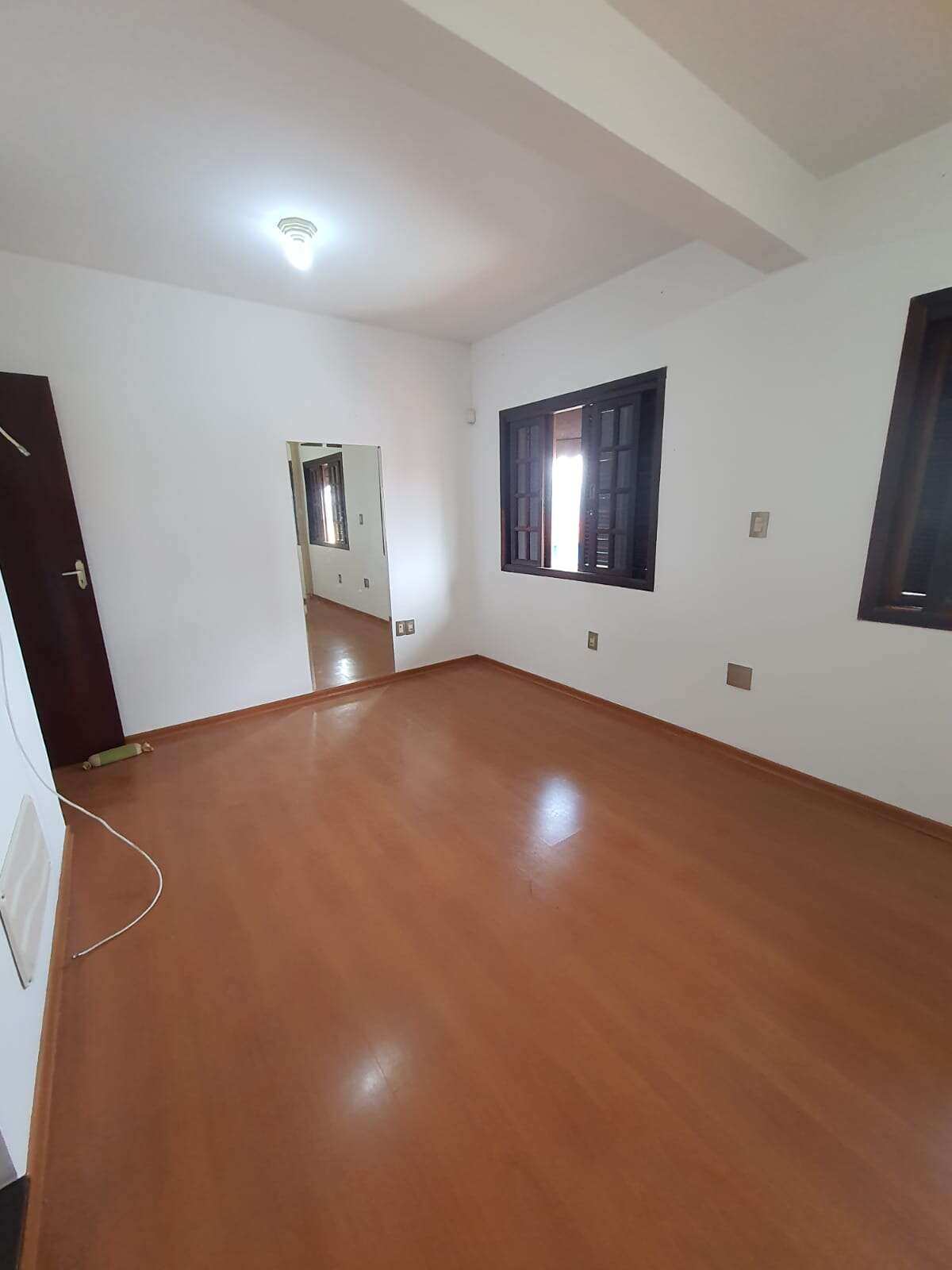 Sobrado à venda com 2 quartos, 144m² - Vila Jundiaí,Mogi das Cruzes