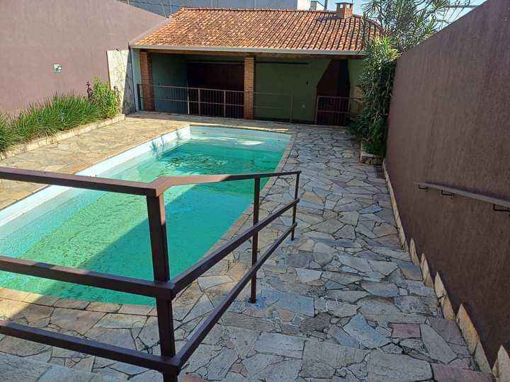 Sobrado à venda com 12 quartos, 320m² - Vila Natal,Mogi das Cruzes