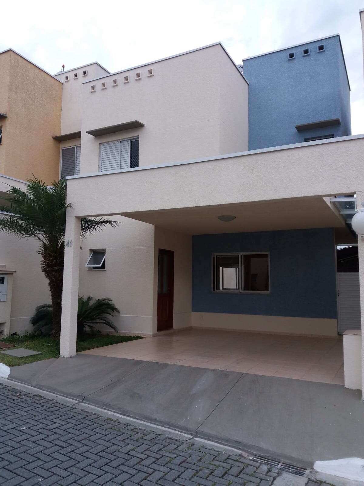 Sobrado em condomínio à venda com 3 quartos, 110m² - Vila Oliveira,Mogi das Cruzes